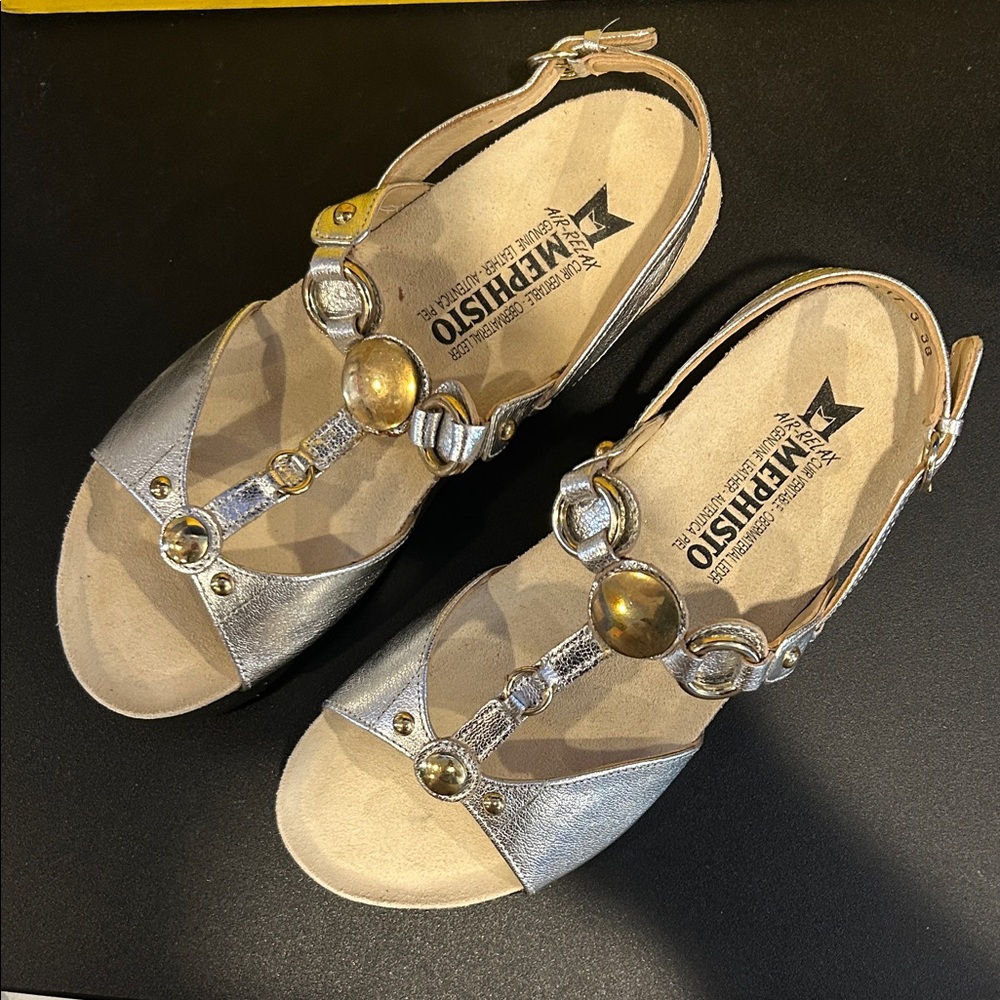 Mephisto Bjorg Silver Women's Sandals - size 8